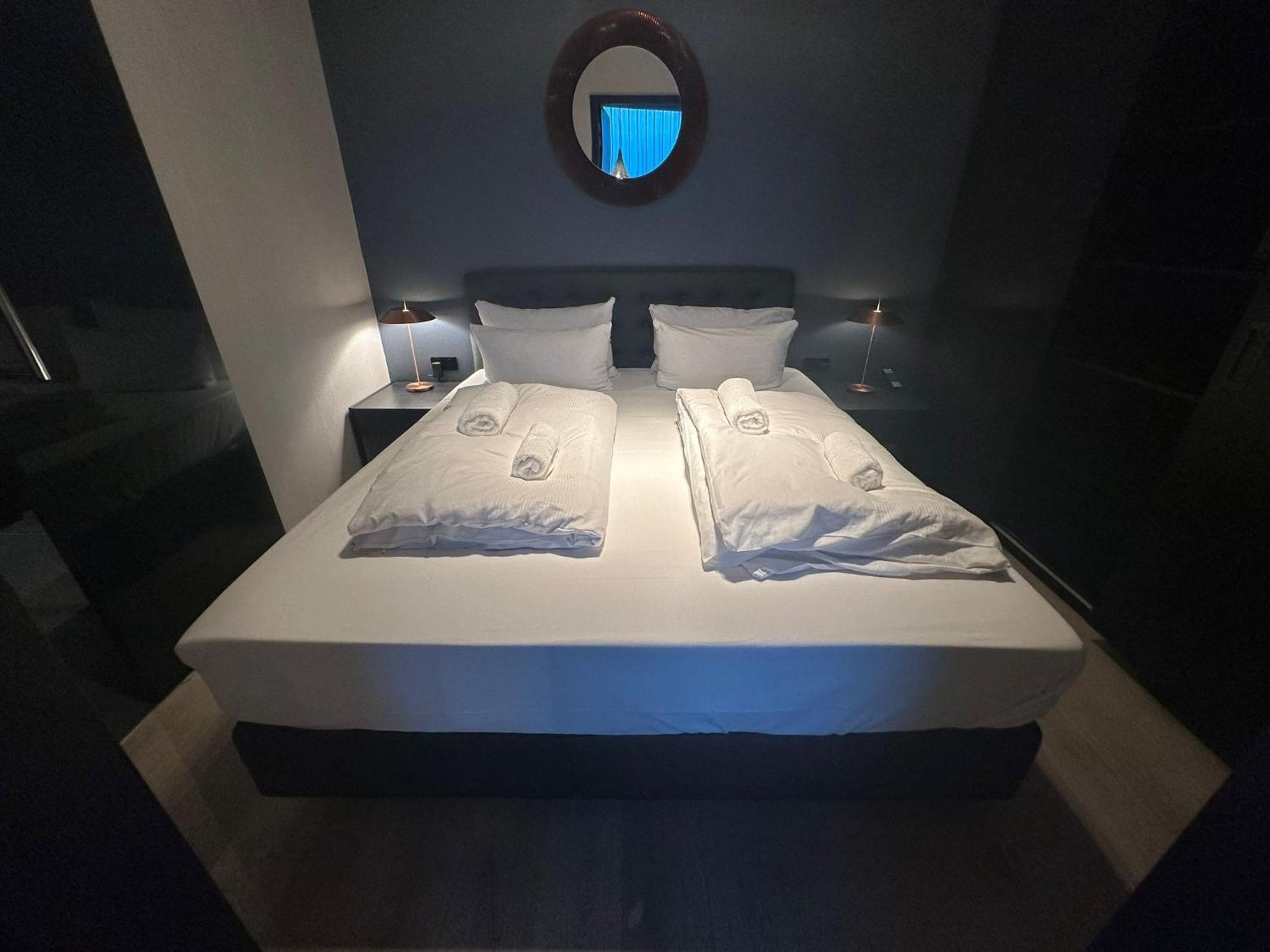 Suites Im Cloud Щутгарт Екстериор снимка